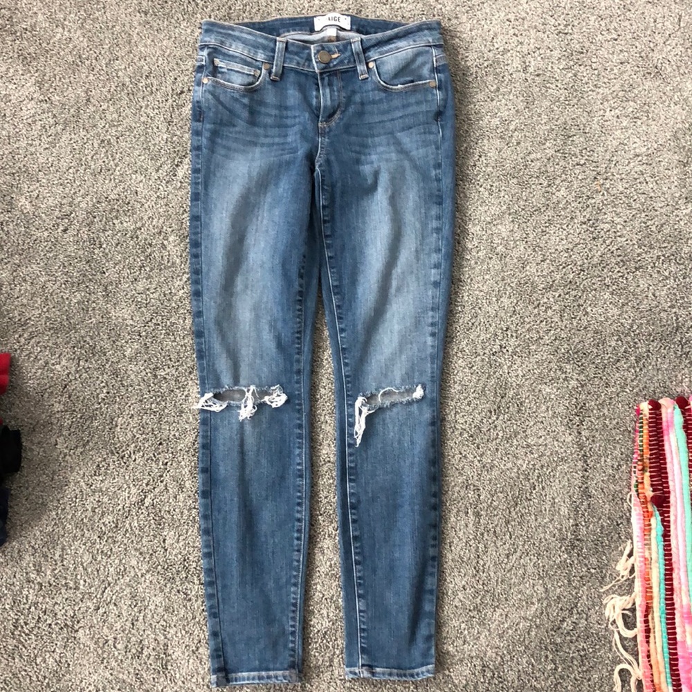 Skinny Jeans with Knee Slits